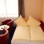 Stadthotel Aψβούργη